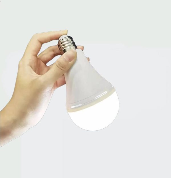 Led лампа з вбудованим акумулятором 12 Вт 80 мм, E27 Led лампа з вбудованим акумулятором 12 Вт 80 мм, E27