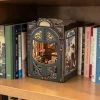 Book Nook Count Cat's Study набір для збірки, 108 деталей Book Nook Count Cat's Study набір для збірки, 108 деталей